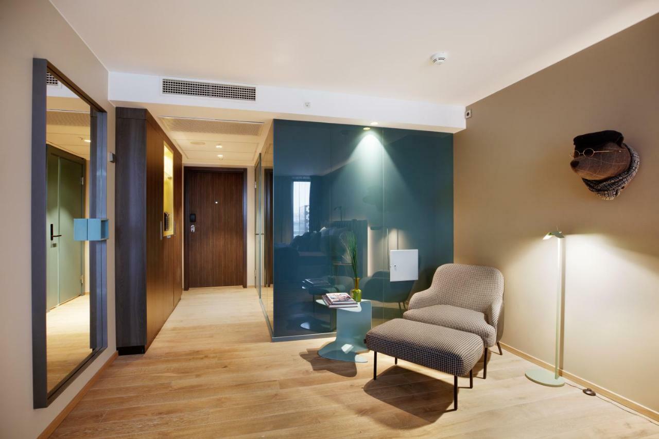 Clarion Hotel The Hub Oslo Exterior photo